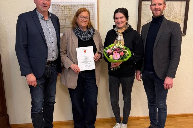 Hr. Ortsvorsteher Isele, Fr. Lai, Fr. Ambs, Hr. Bürgermeister Eckerle Hr. Ortsvorsteher Isele, Fr. Lai, Fr. Ambs, Hr. Bürgermeister Eckerle